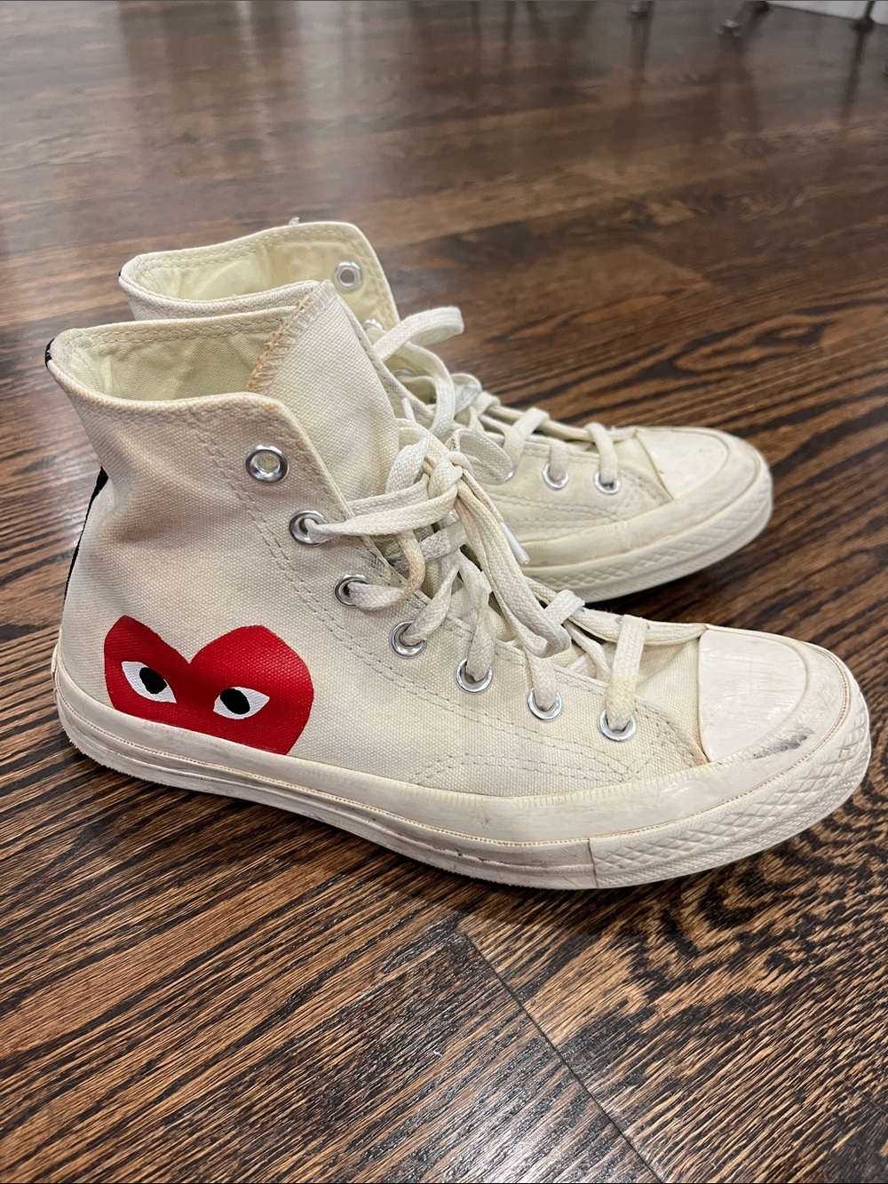Comme des Garcons PLAY Cream High-Top Sneakers with Red Heart Logo